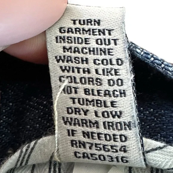 Abercrombie & Fitch Distressed Low-Rise Straight Leg Jeans – Size 30x32 - Picture 16 of 16